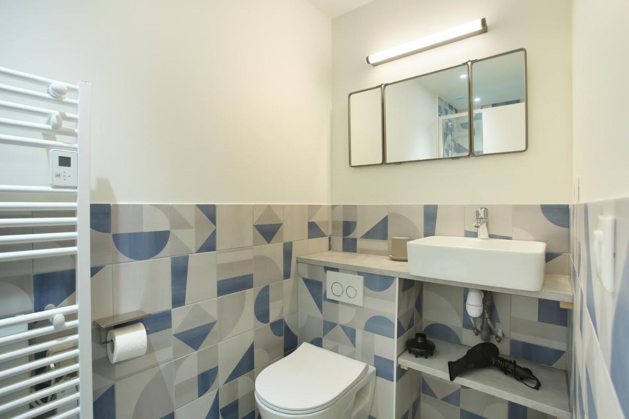 Rent A Room - Aparts Cadet Paris Exterior photo