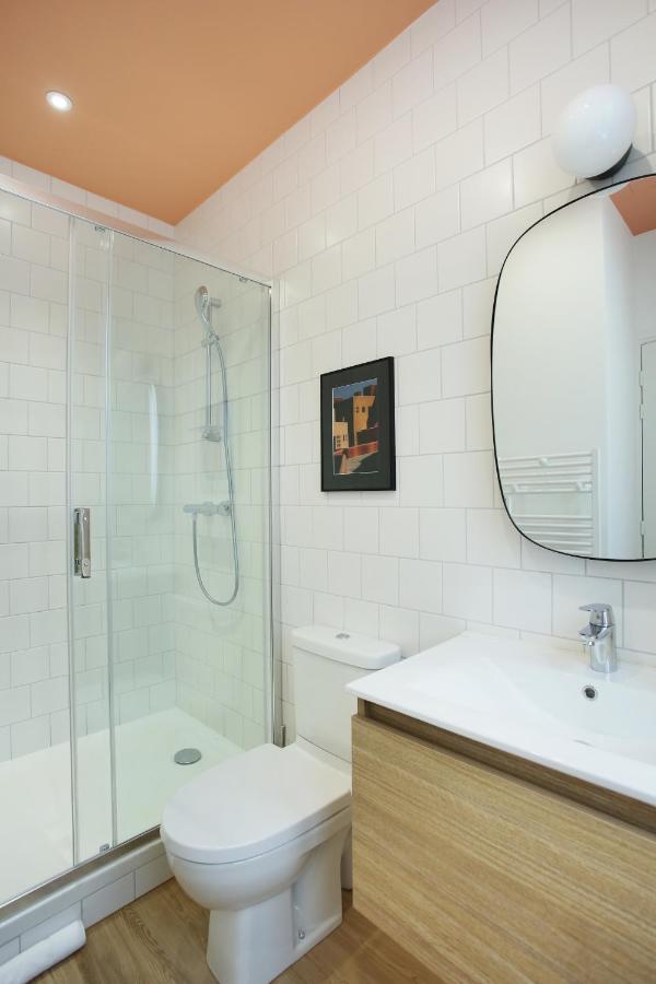 Rent A Room - Aparts Cadet Paris Exterior photo